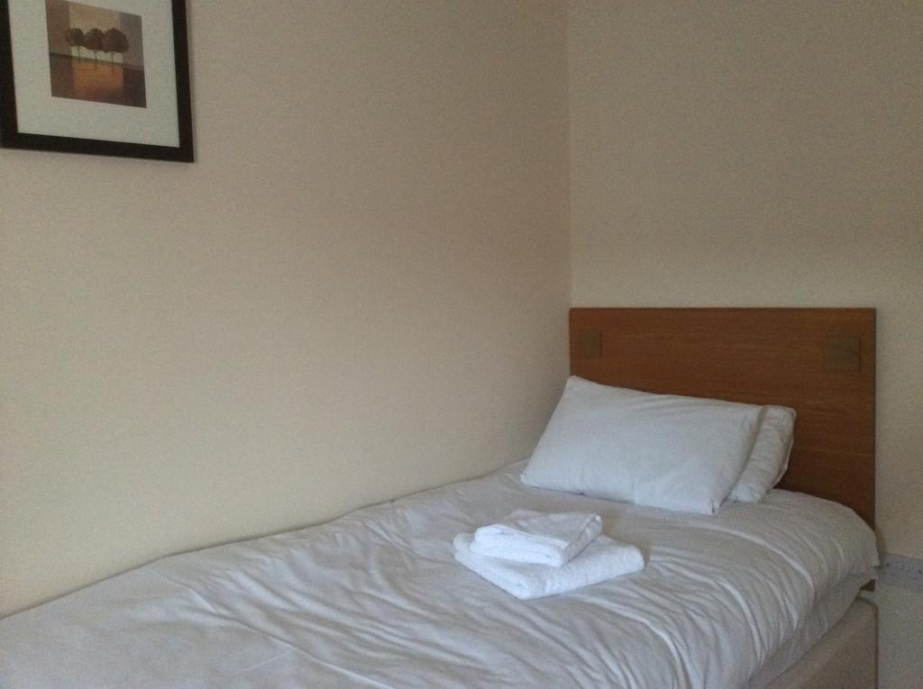 Sterling Lodge Hotel Eastbourne Rum bild