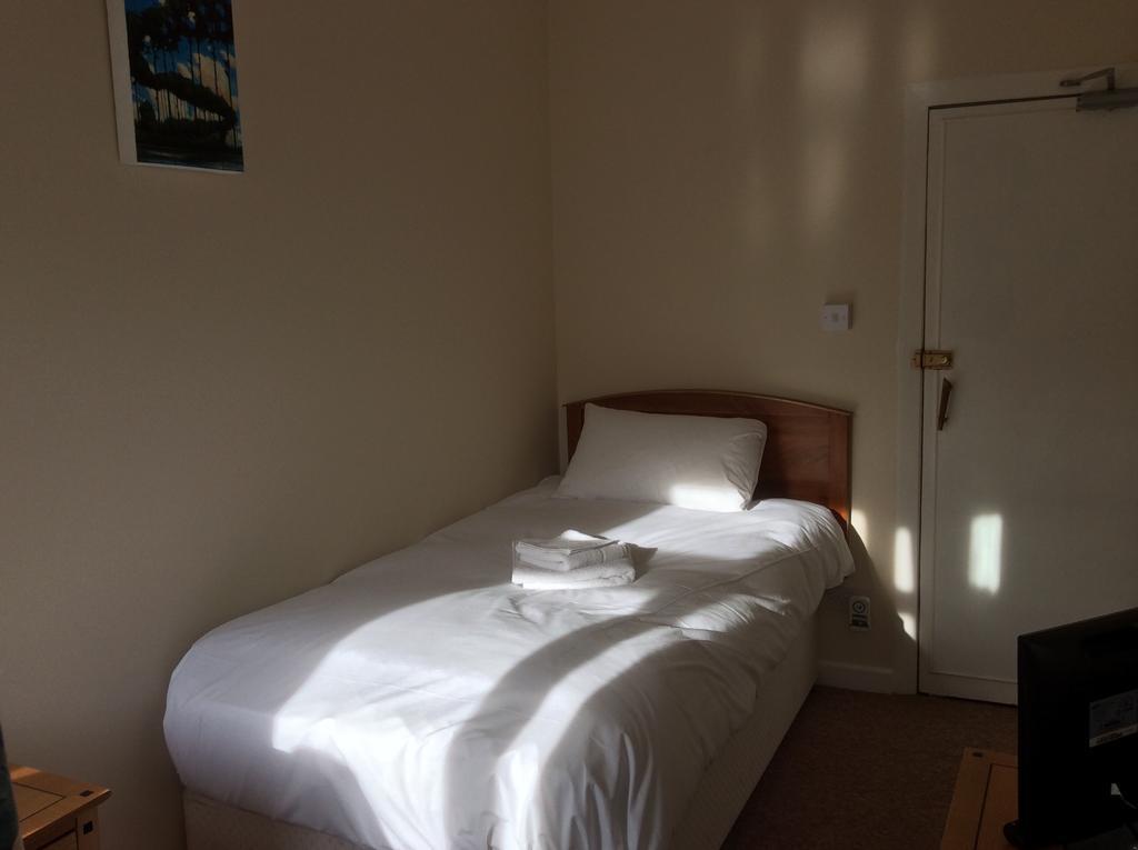 Sterling Lodge Hotel Eastbourne Rum bild