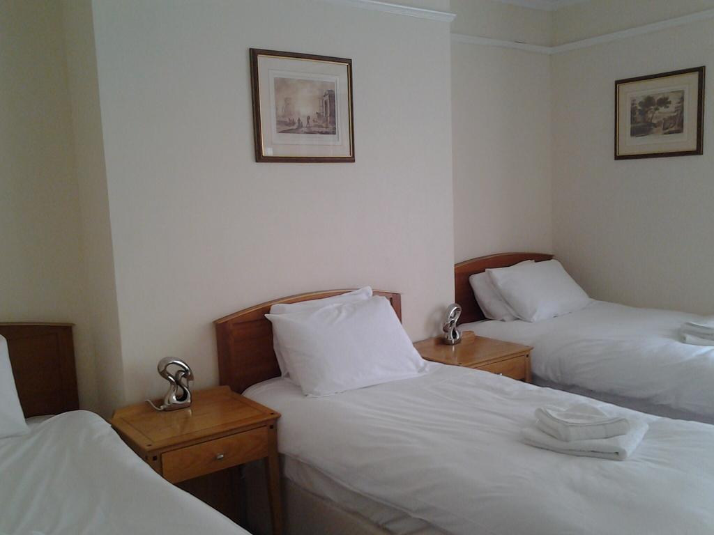 Sterling Lodge Hotel Eastbourne Rum bild